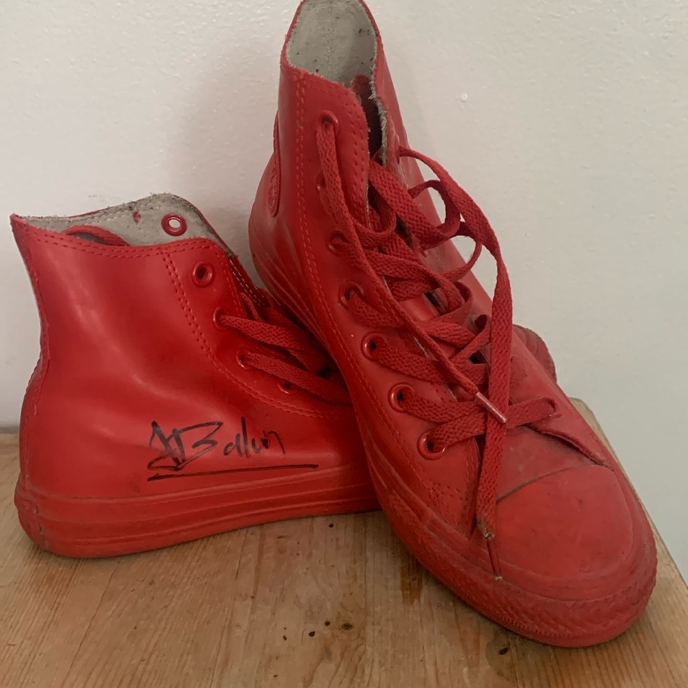 Converse signed by J Balvin
